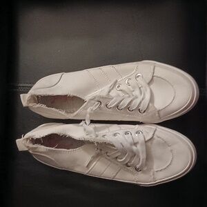 Jelly Pop shoes comfy dry fit sz 8.5 (white)